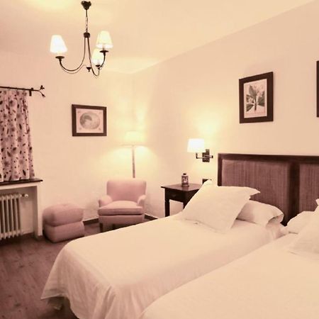 Casona De Navalmedio Ξενοδοχείο Cercedilla Δωμάτιο φωτογραφία