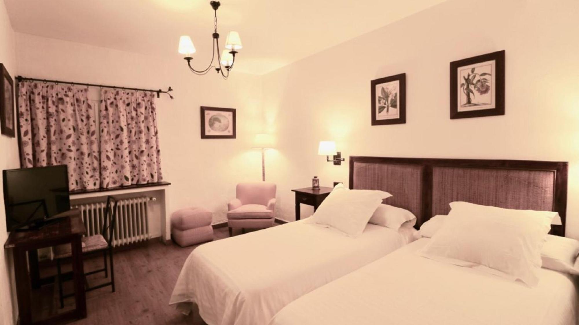 Casona De Navalmedio Ξενοδοχείο Cercedilla Δωμάτιο φωτογραφία